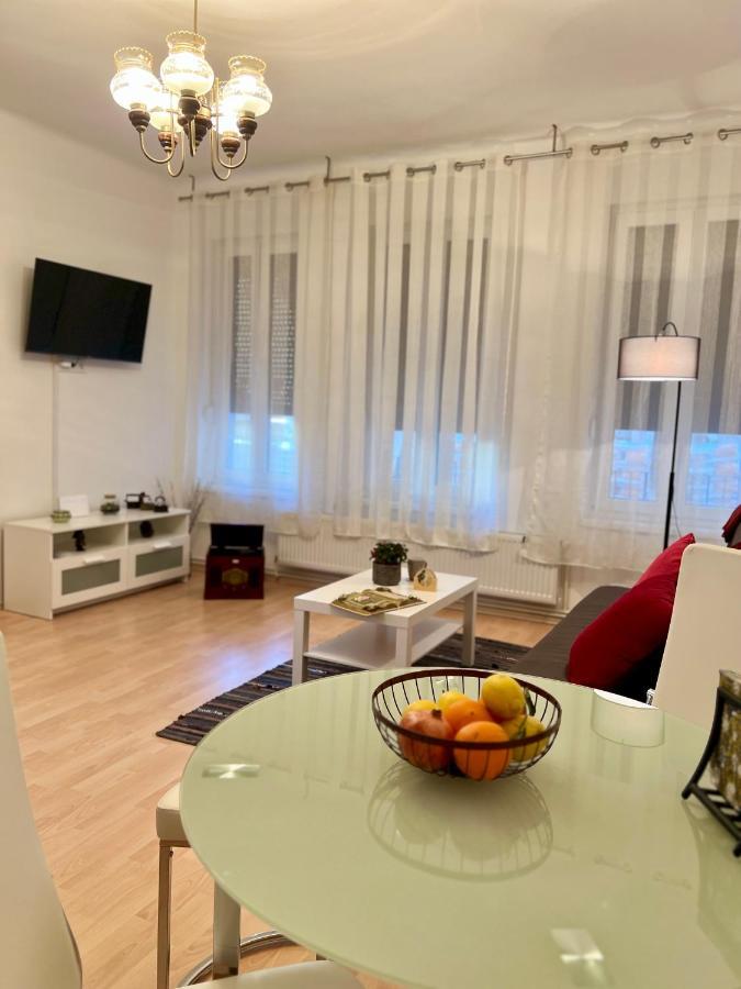 The Downtown Pearl Apartment Загреб Екстериор снимка
