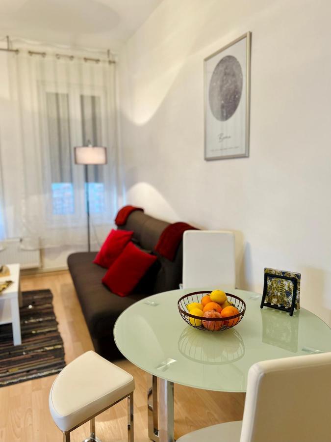 The Downtown Pearl Apartment Загреб Екстериор снимка