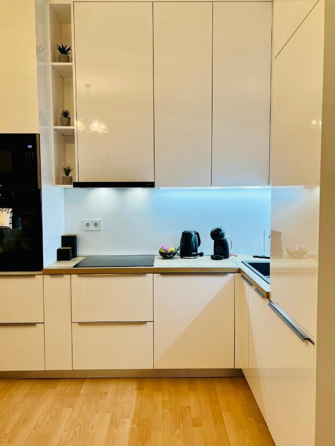 The Downtown Pearl Apartment Загреб Екстериор снимка